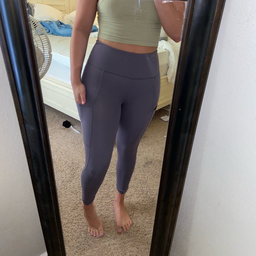 Athleta leggings. Gray. XS